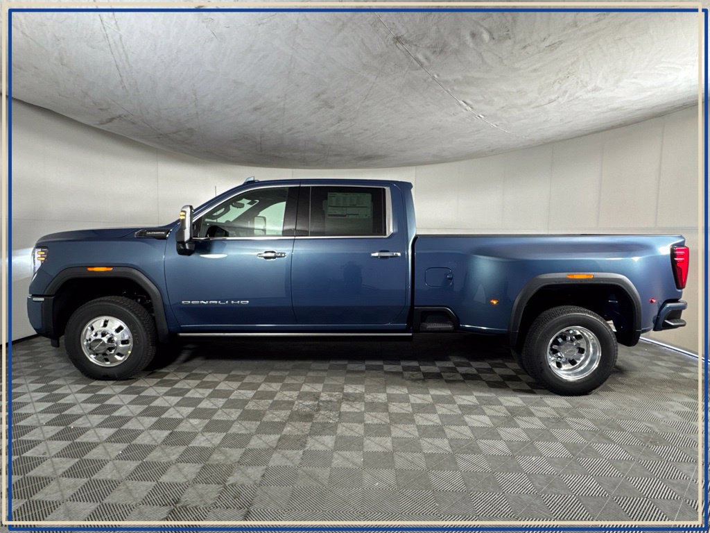 New 2026 GMC Sierra 3500 Denali Ultimate AWD/4WD image 8