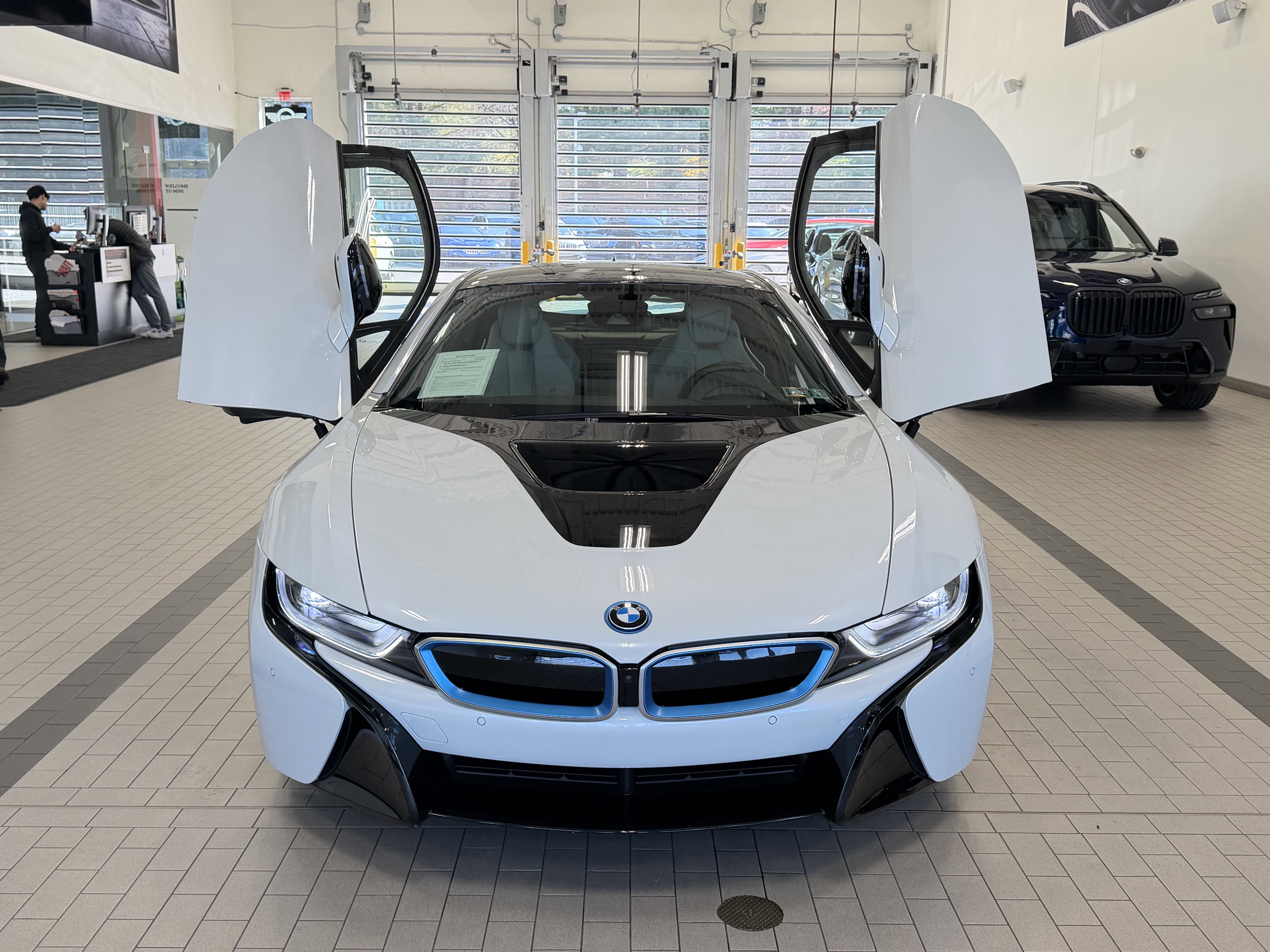 Used 2014 BMW i8 image 15