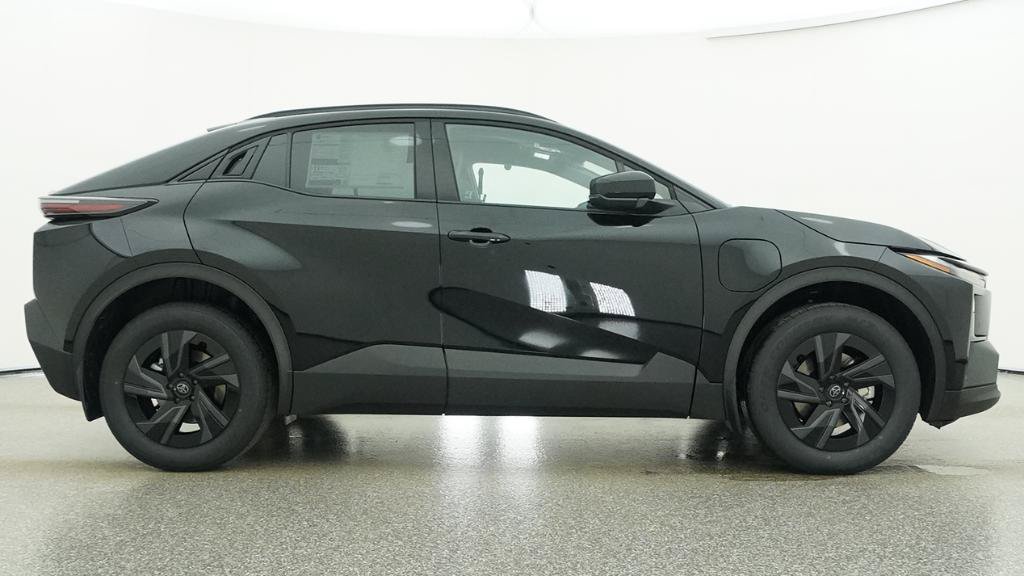 New 2026 Toyota C-HR AWD/4WD image 30