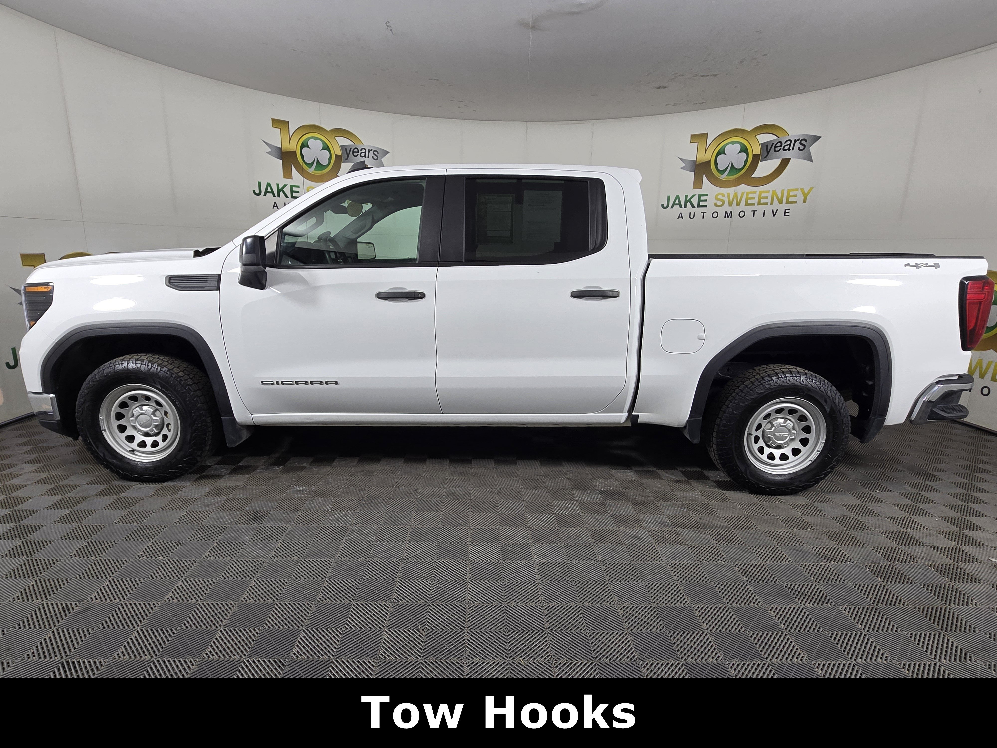 Certified 2024 GMC Sierra 1500 Pro w/ Pro Value Package AWD/4WD image 4