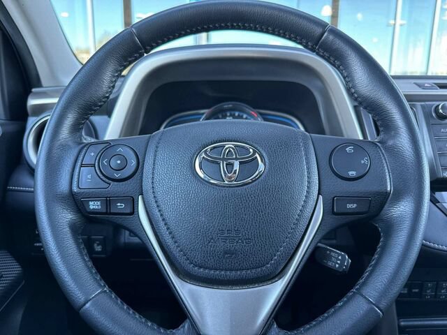 Used 2015 Toyota RAV4 Limited w/ Technology Package AWD/4WD image 25