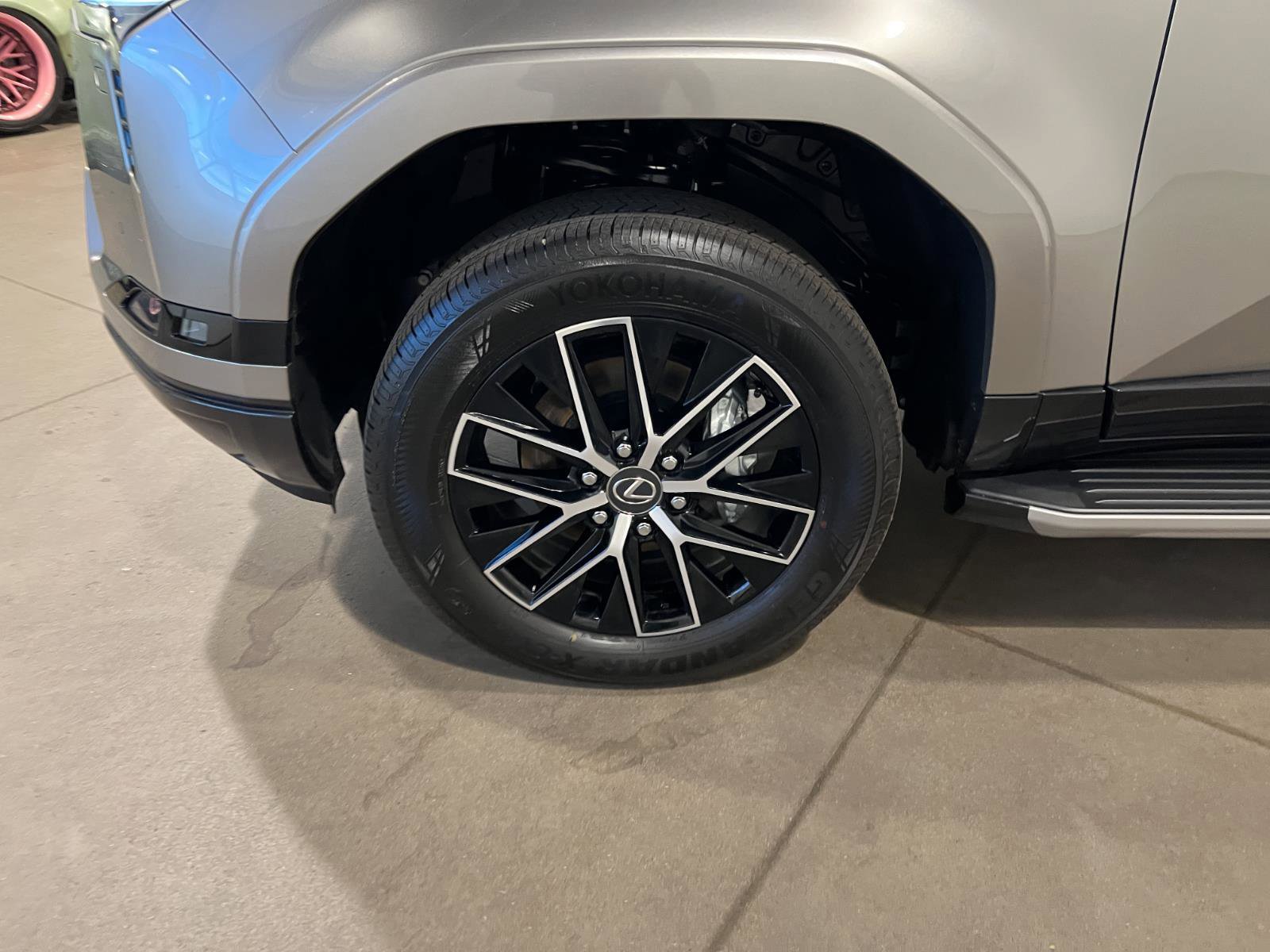 Used 2026 Lexus GX 550 w/ Accessory Package (2T) image 47