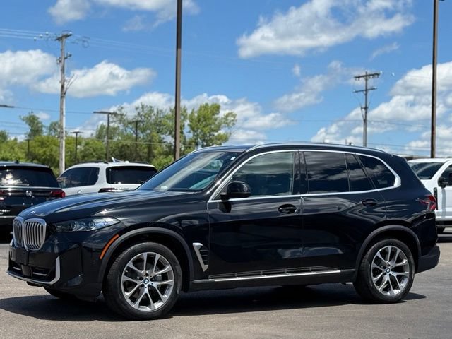Used 2024 BMW X5 xDrive40i w/ Premium Package AWD/4WD image 38