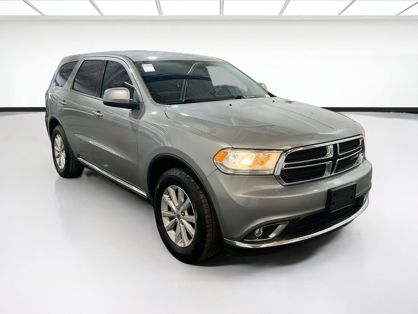 Used 2019 Dodge Durango SXT RWD image 3