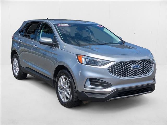 Used 2024 Ford Edge SEL image 3