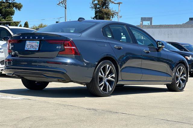 Certified 2025 Volvo S60 B5 Plus FWD image 3