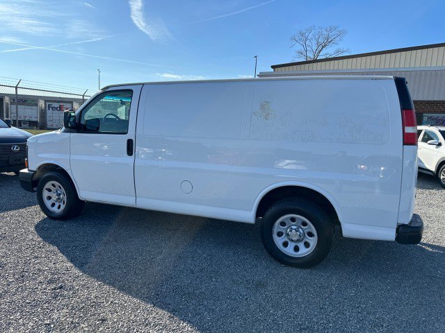 Used 2011 Chevrolet Express 1500 image 12