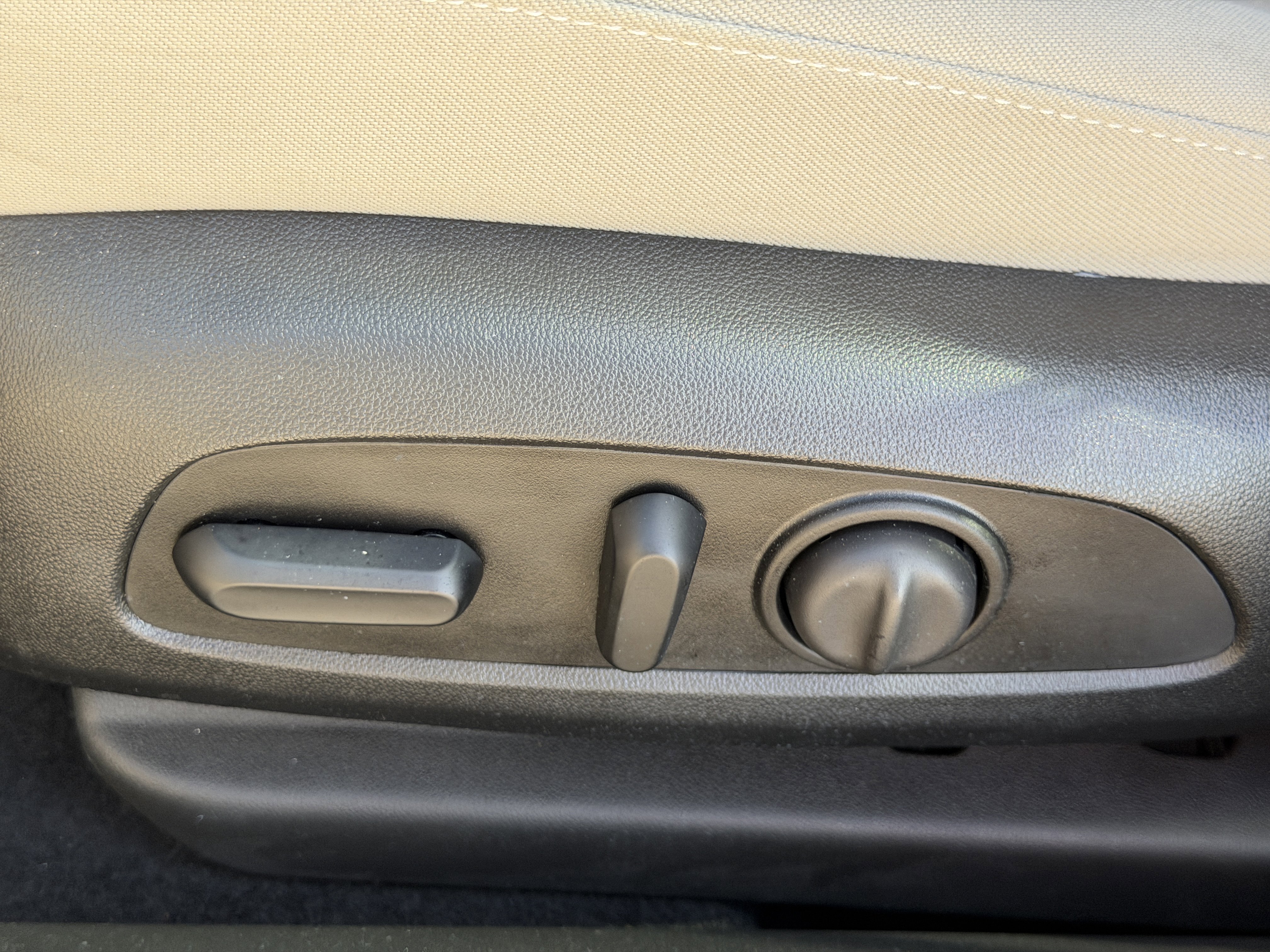 Used 2020 Buick Regal Preferred image 19