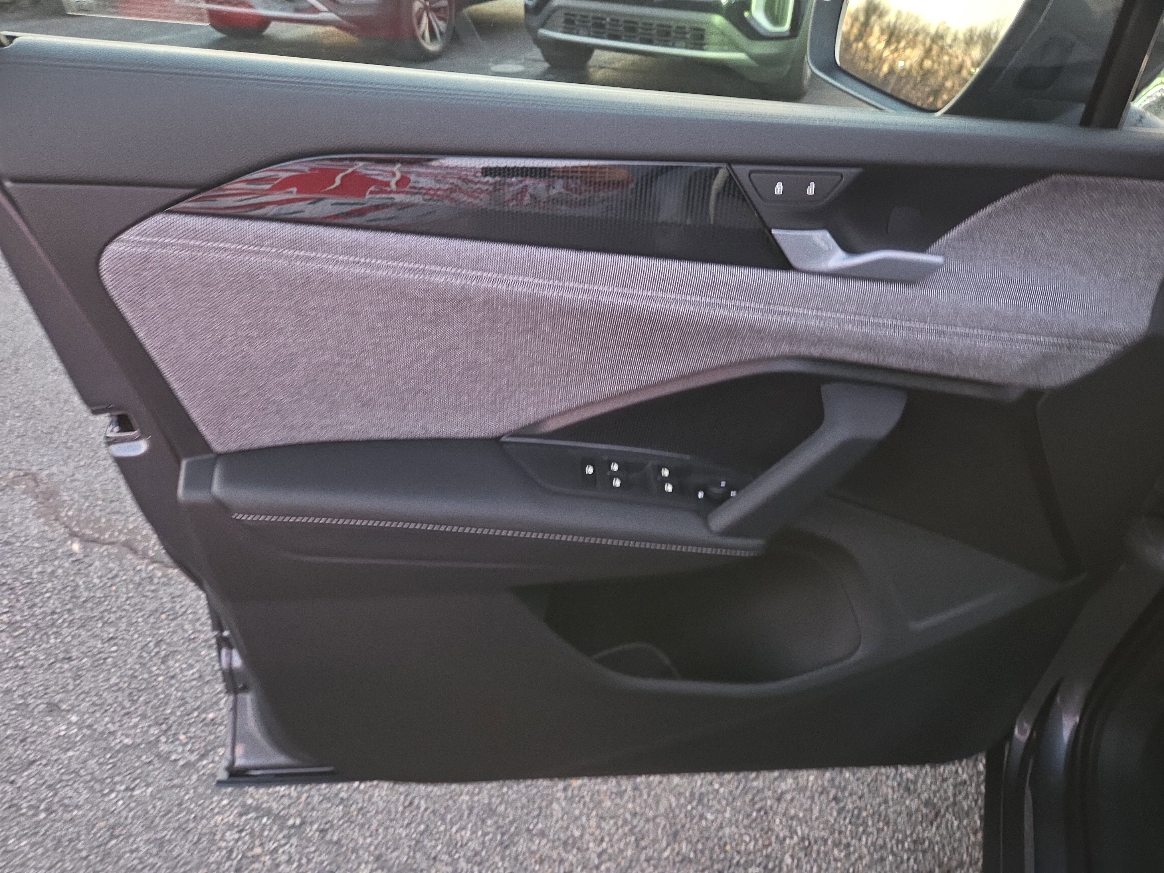 New 2026 Volkswagen Tiguan S image 5