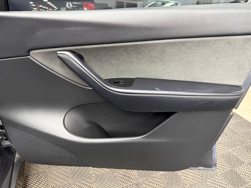 Used 2020 Tesla Model Y Long Range AWD/4WD image 50