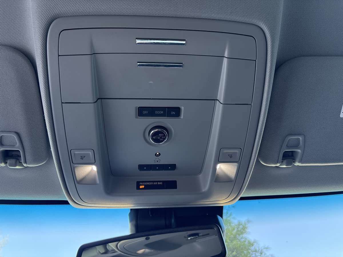 Used 2020 Chevrolet Tahoe Premier w/ RST 6.2L Performance Edition image 29