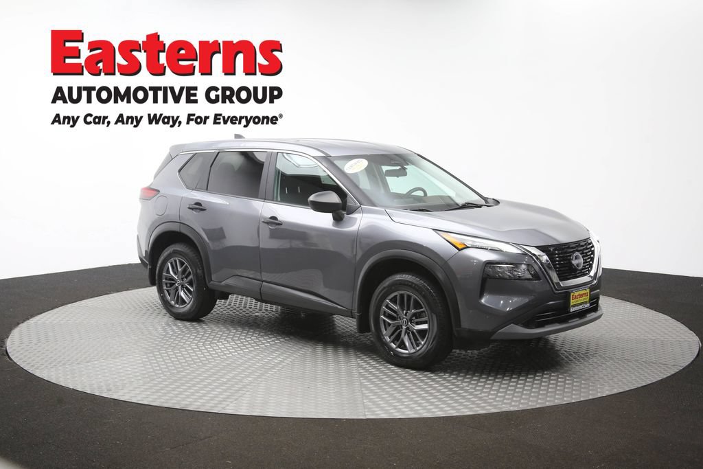 Used 2023 Nissan Rogue S AWD/4WD image 49