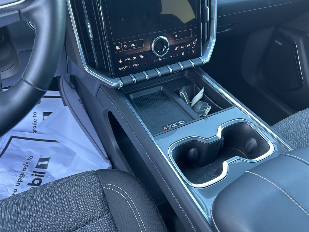 Used 2025 GMC Acadia Elevation image 25