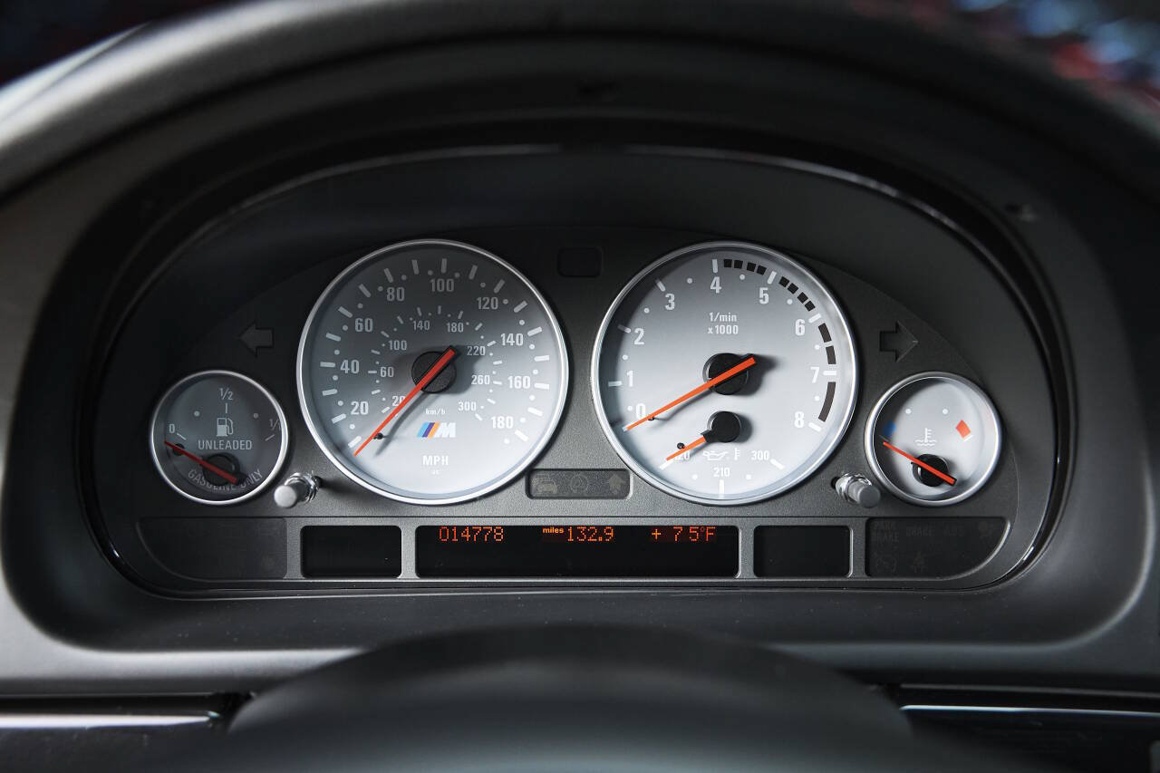 Used 2003 BMW M5 RWD image 49