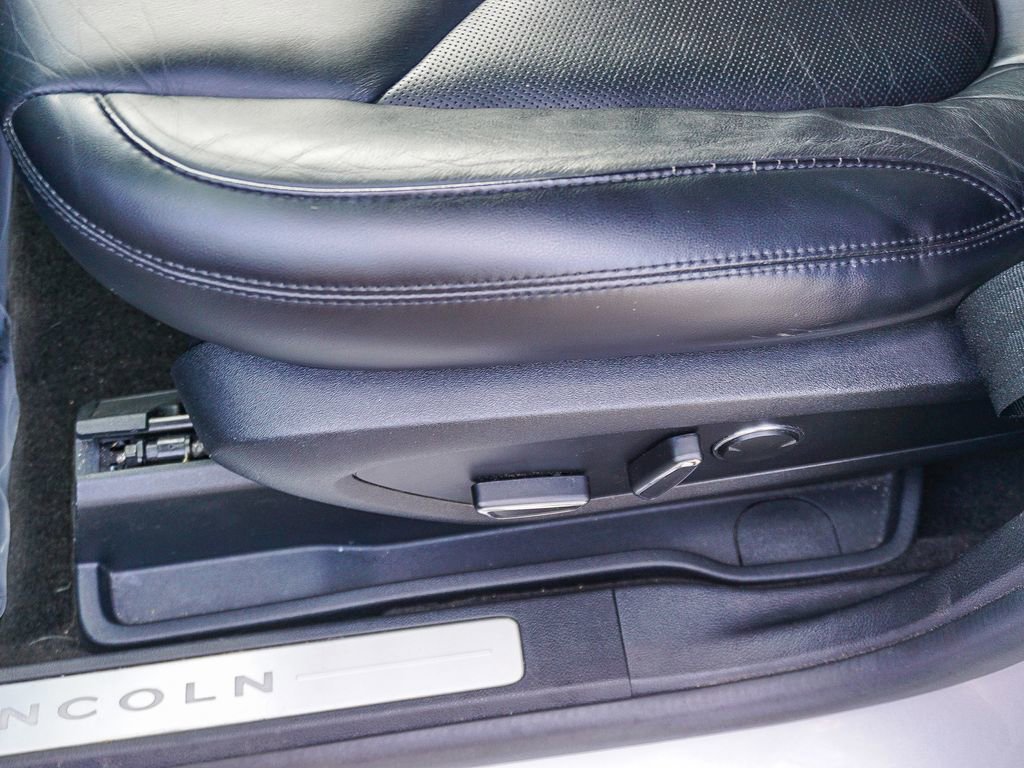 Used 2016 Lincoln MKC Select image 20