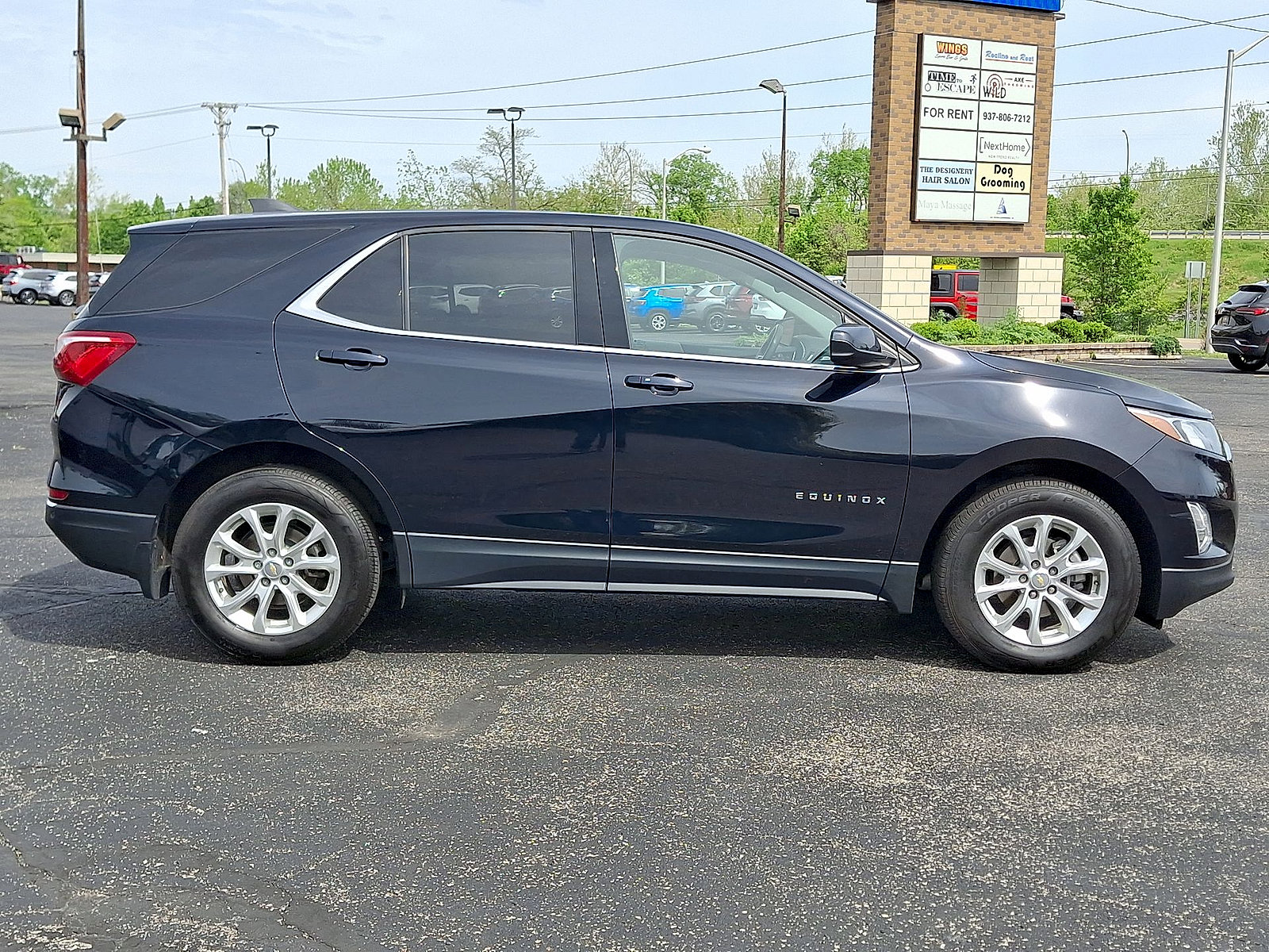 Used 2020 Chevrolet Equinox LT FWD image 26