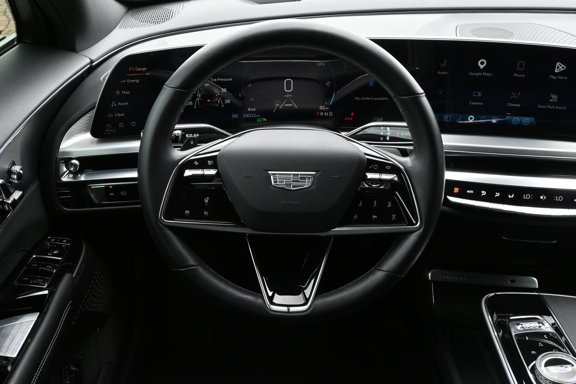 Used 2024 Cadillac Lyriq Luxury RWD image 11