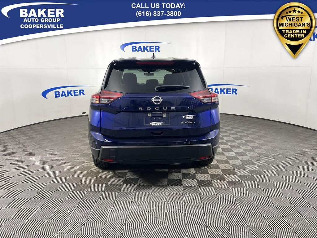 Used 2024 Nissan Rogue SV image 8