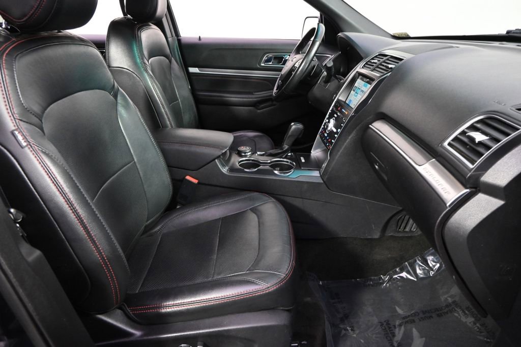 Used 2017 Ford Explorer Sport w/ Equipment Group 401A AWD/4WD image 16