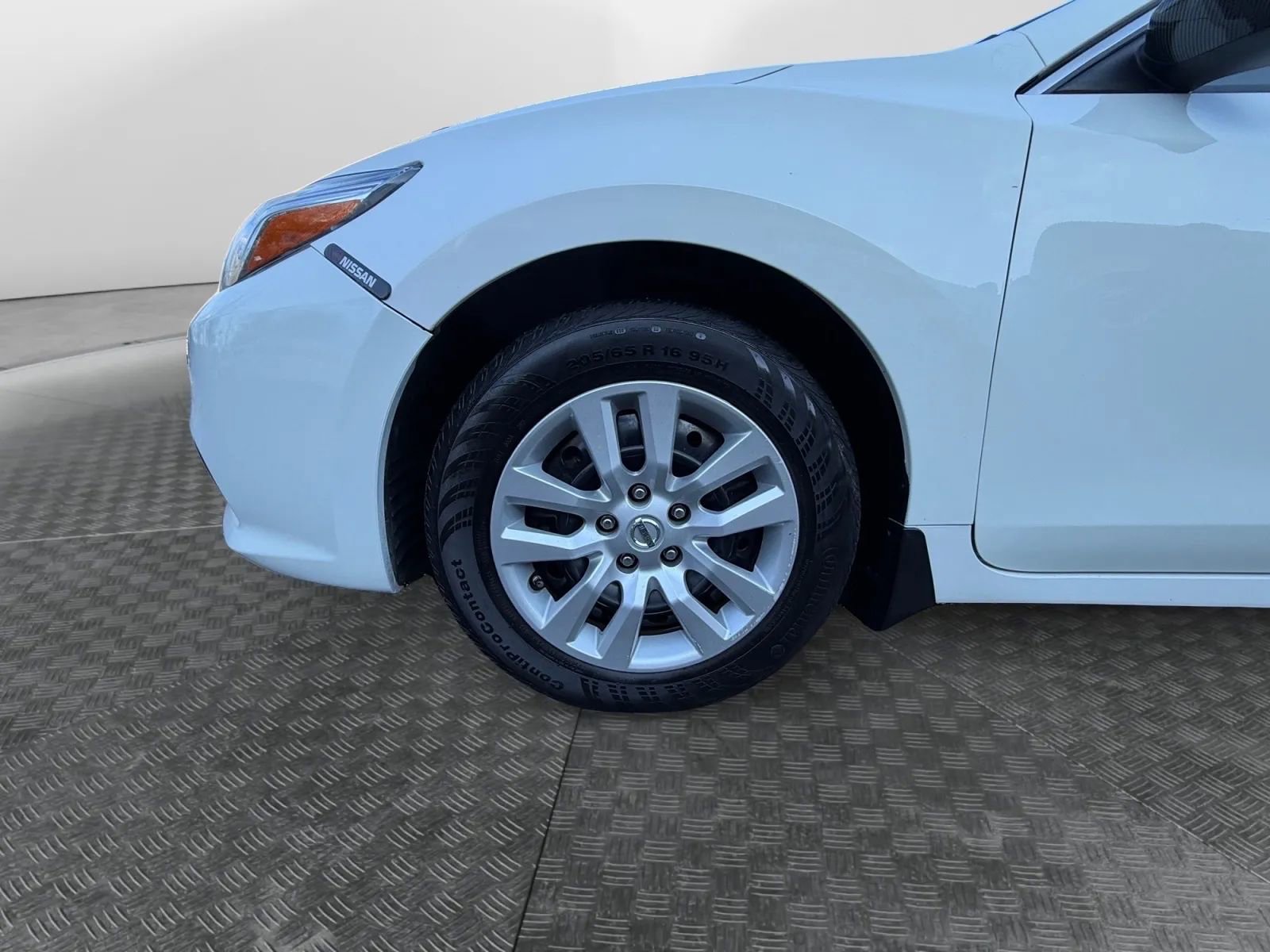 Used 2017 Nissan Altima 2.5 S w/ Power Driver Seat Package image 17