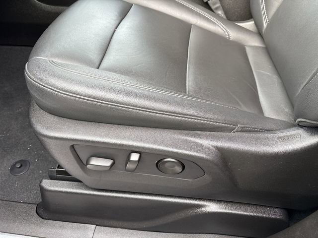 Used 2021 Chevrolet Tahoe Z71 w/ Luxury Package image 14