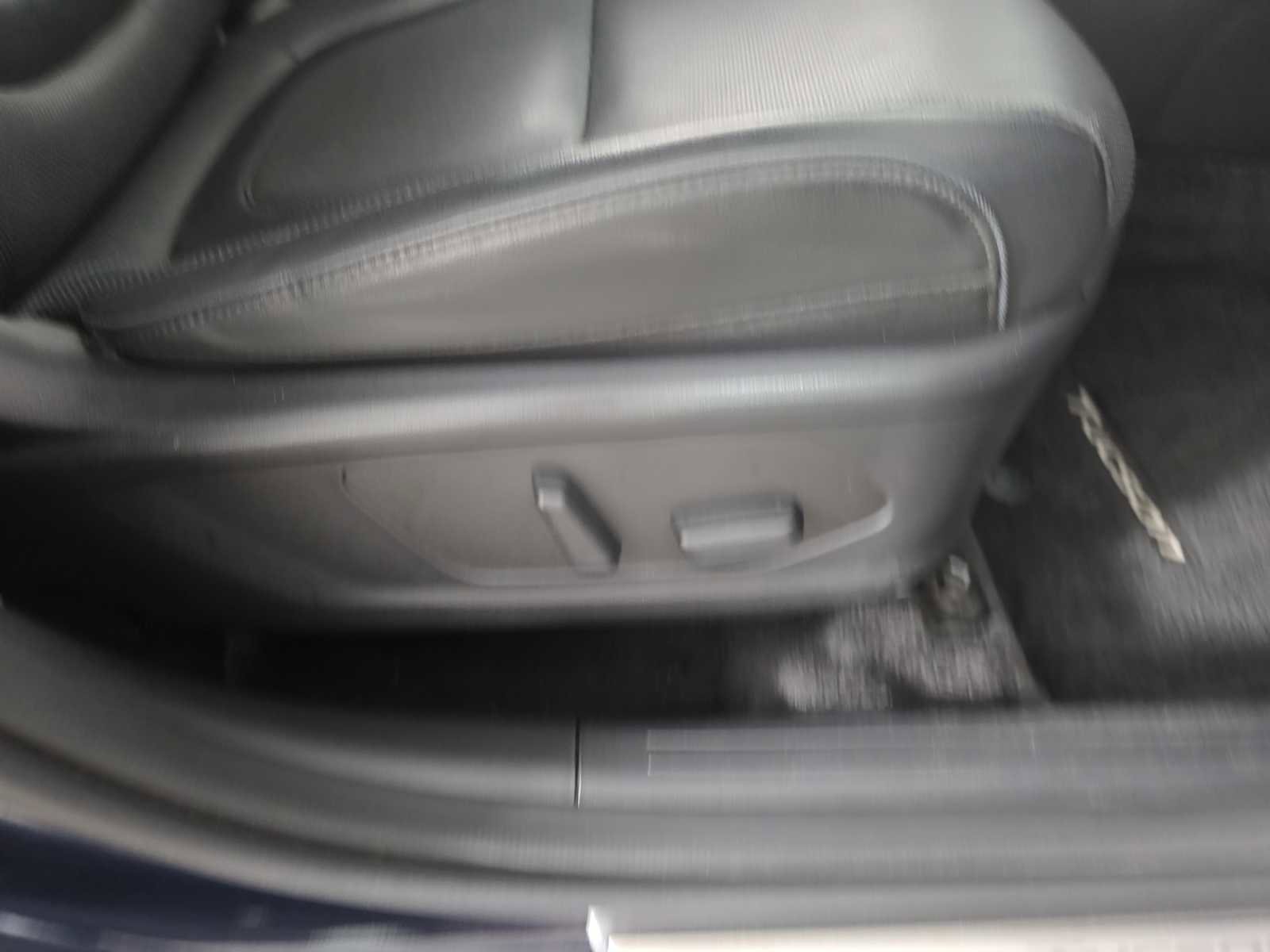 Used 2025 Hyundai Tucson Limited image 35