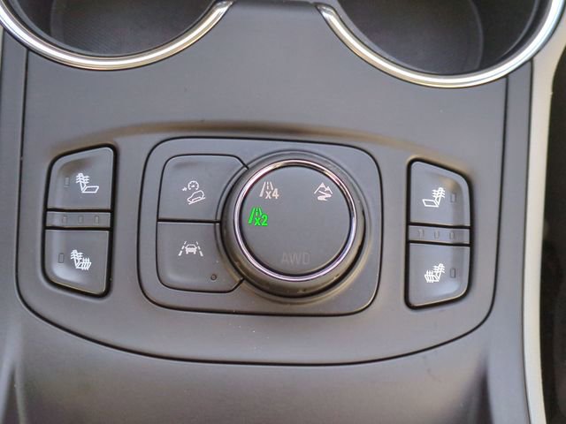 Used 2024 GMC Terrain SLT image 21