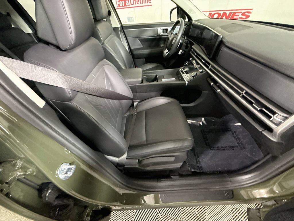 Certified 2026 Hyundai Santa Fe SEL AWD/4WD image 31