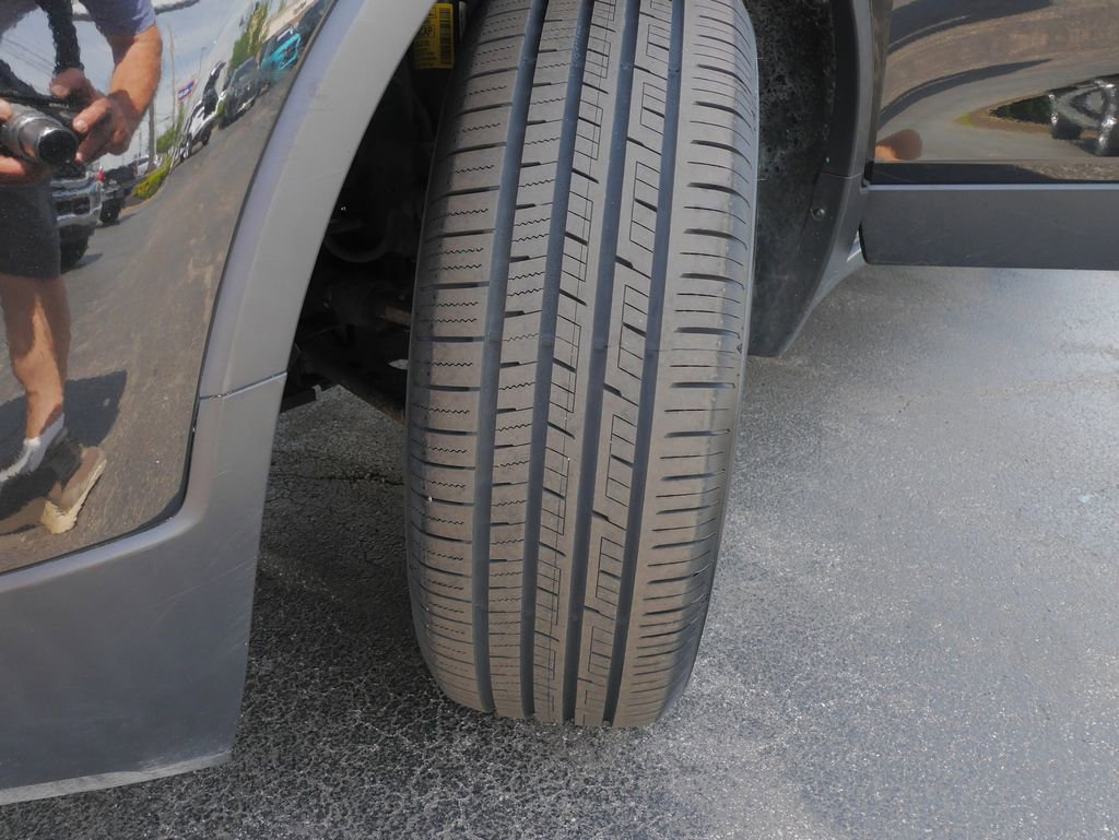 Used 2021 Buick Encore Preferred FWD image 29