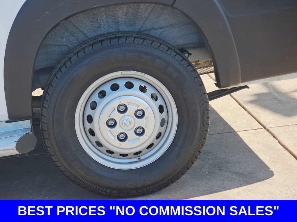 Used 2025 RAM ProMaster 2500 w/ U-Haul Equipment Group FWD image 36