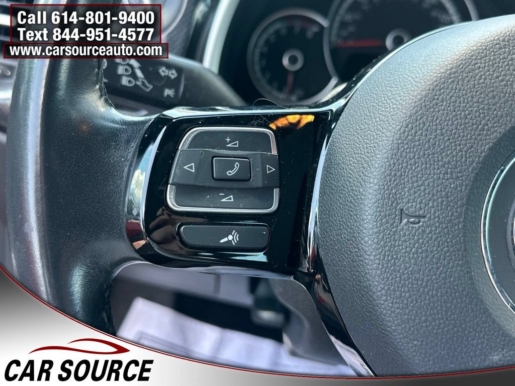 Used 2015 Volkswagen Beetle R-Line FWD image 12