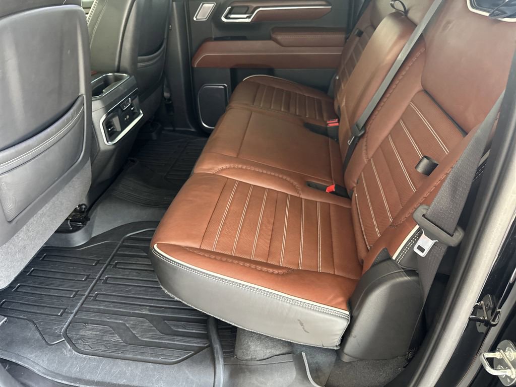 Certified 2024 GMC Sierra 3500 Denali Ultimate AWD/4WD image 36