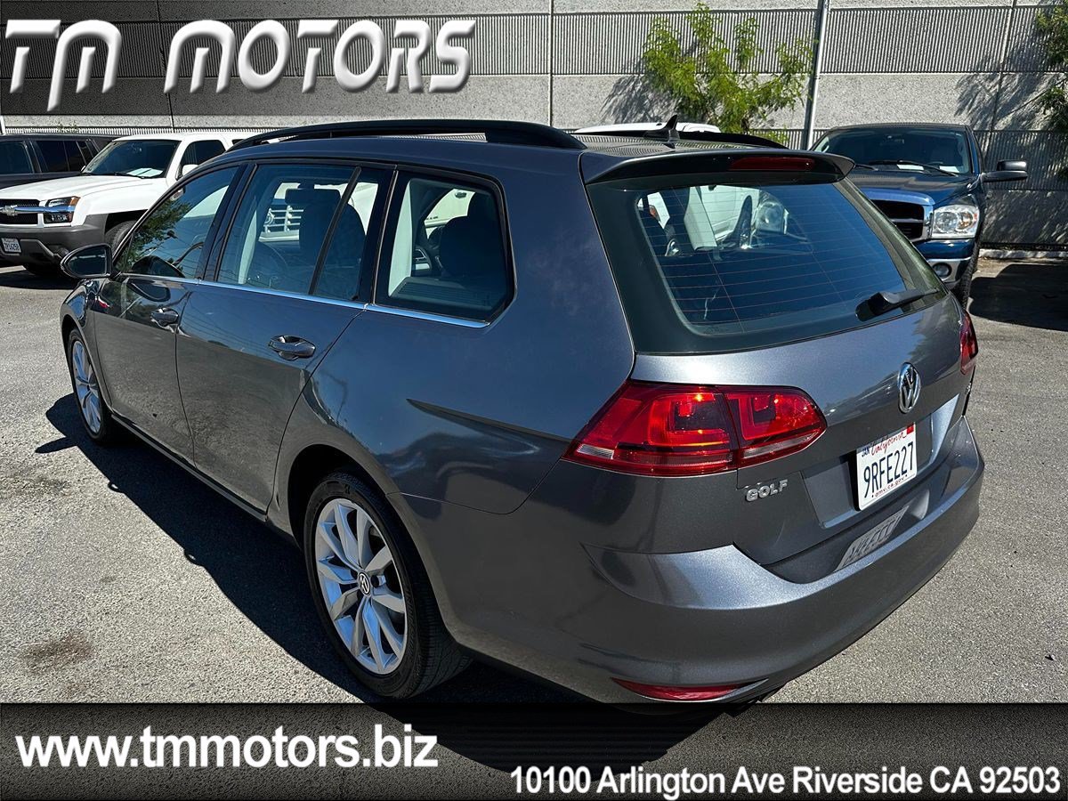 Used 2015 Volkswagen Golf SE FWD image 4