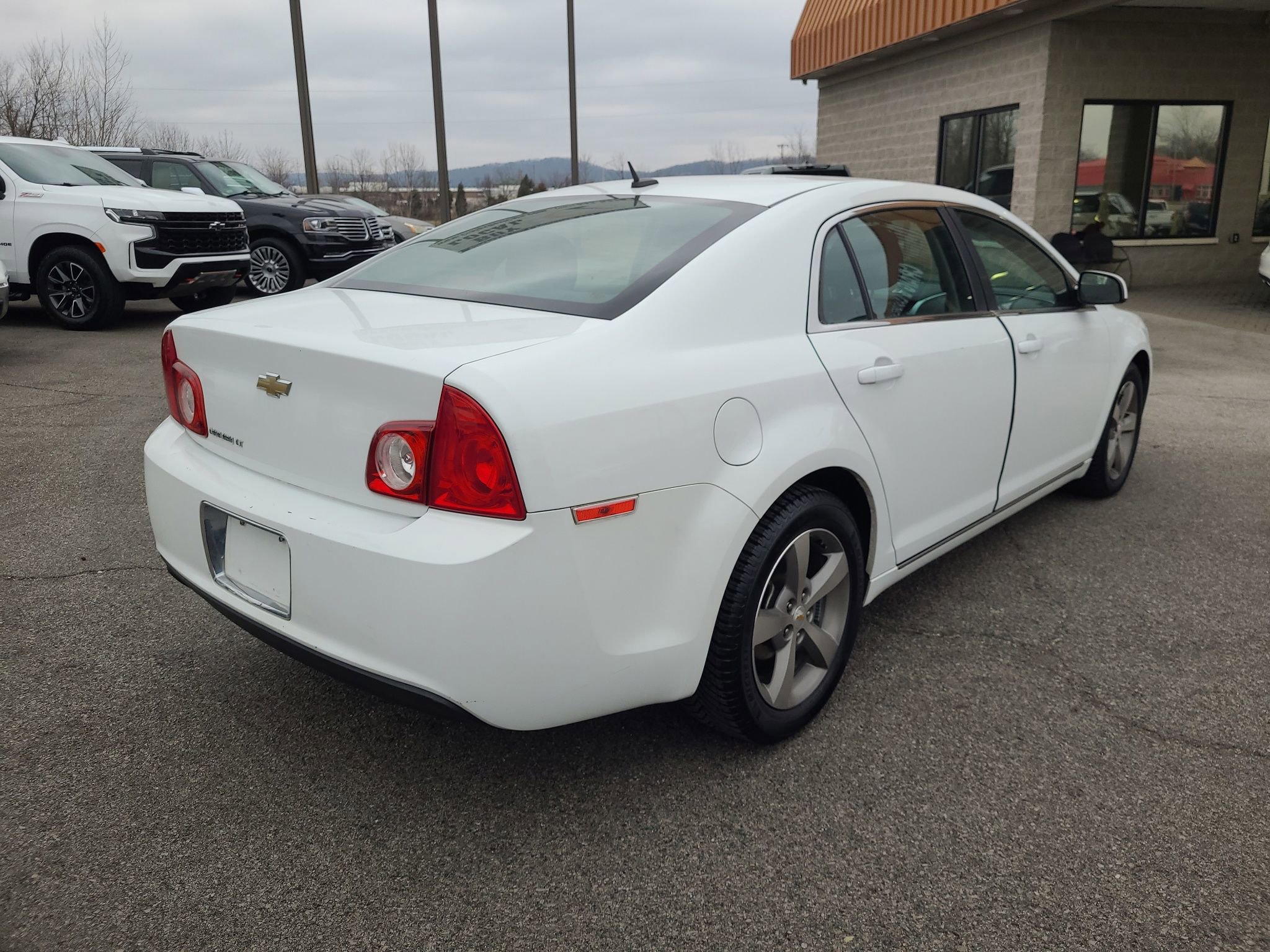 Used 2011 Chevrolet Malibu LT image 3