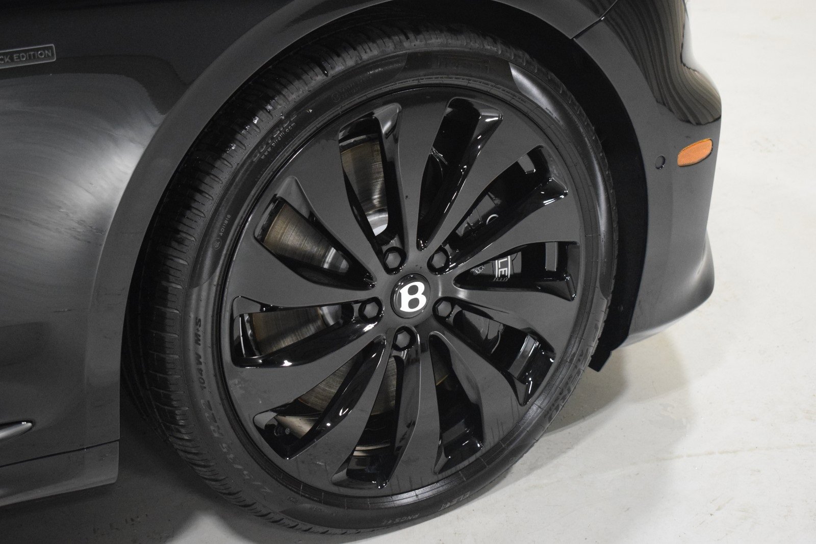 New 2025 Bentley Continental GTC image 7