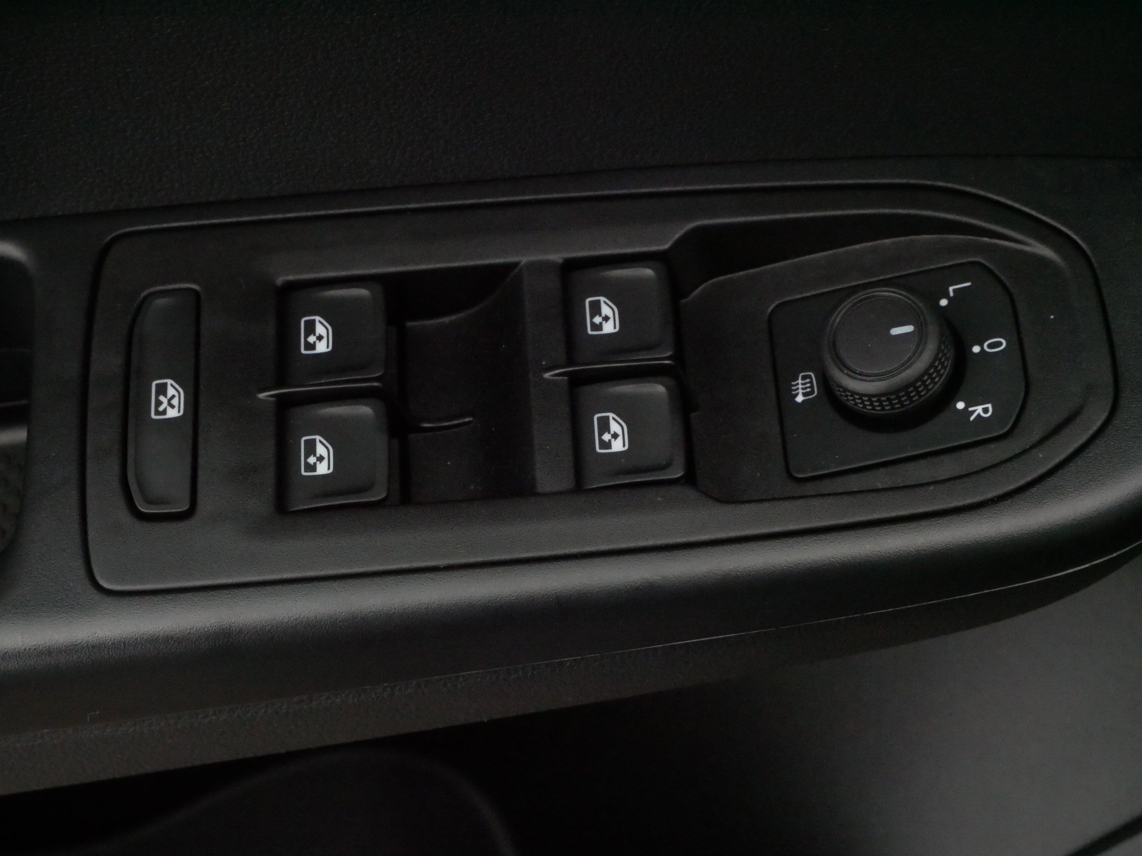 Certified 2024 Volkswagen Taos S image 19