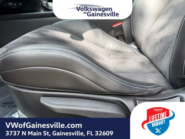 Used 2023 Hyundai Elantra N FWD image 16