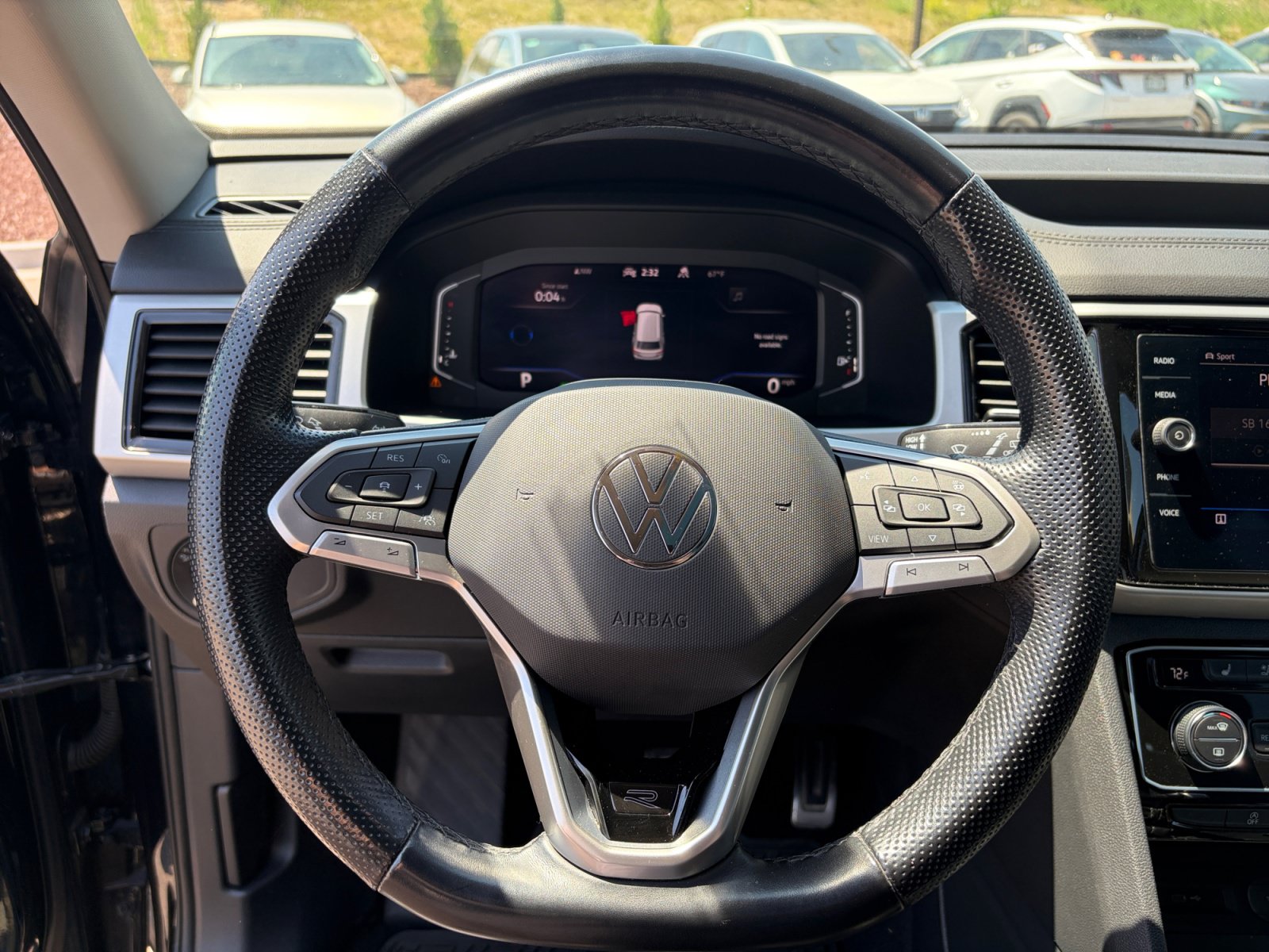Used 2022 Volkswagen Atlas SEL Premium AWD/4WD image 9