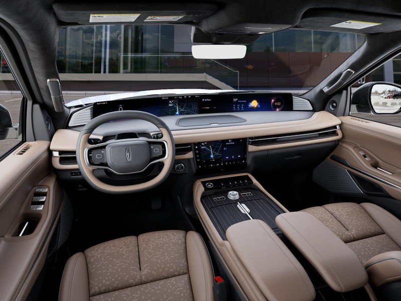 New 2027 Lincoln Navigator Black Label AWD/4WD image 9
