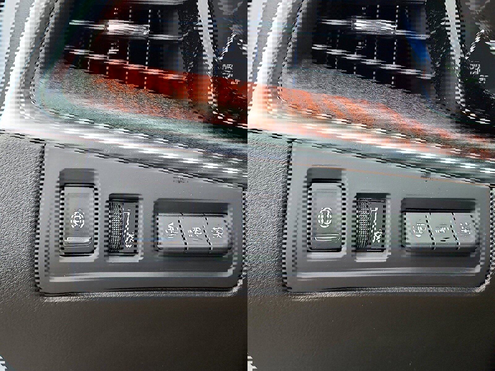 New 2026 Cadillac XT5 Premium Luxury w/ Driver Assist Package image 20