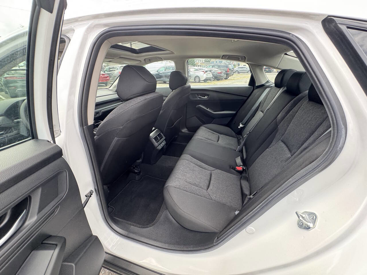 Used 2025 Honda Accord SE image 33