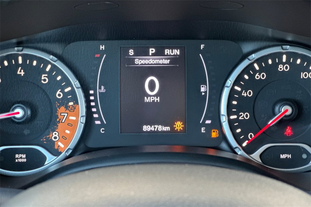 Used 2018 Jeep Renegade Altitude image 25