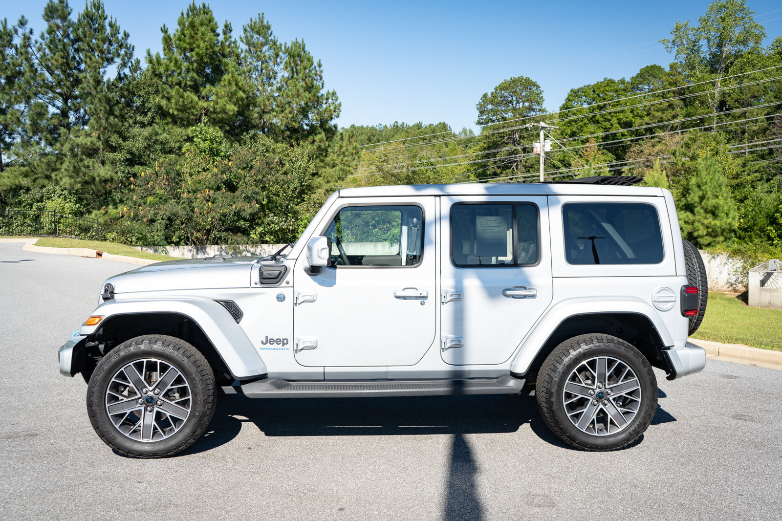 Used 2024 Jeep Wrangler High Altitude AWD/4WD image 5