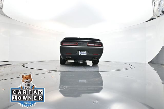 Used 2023 Dodge Challenger SXT image 34