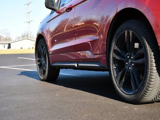 Used 2022 Ford Edge ST w/ Equipment Group 401A image 10