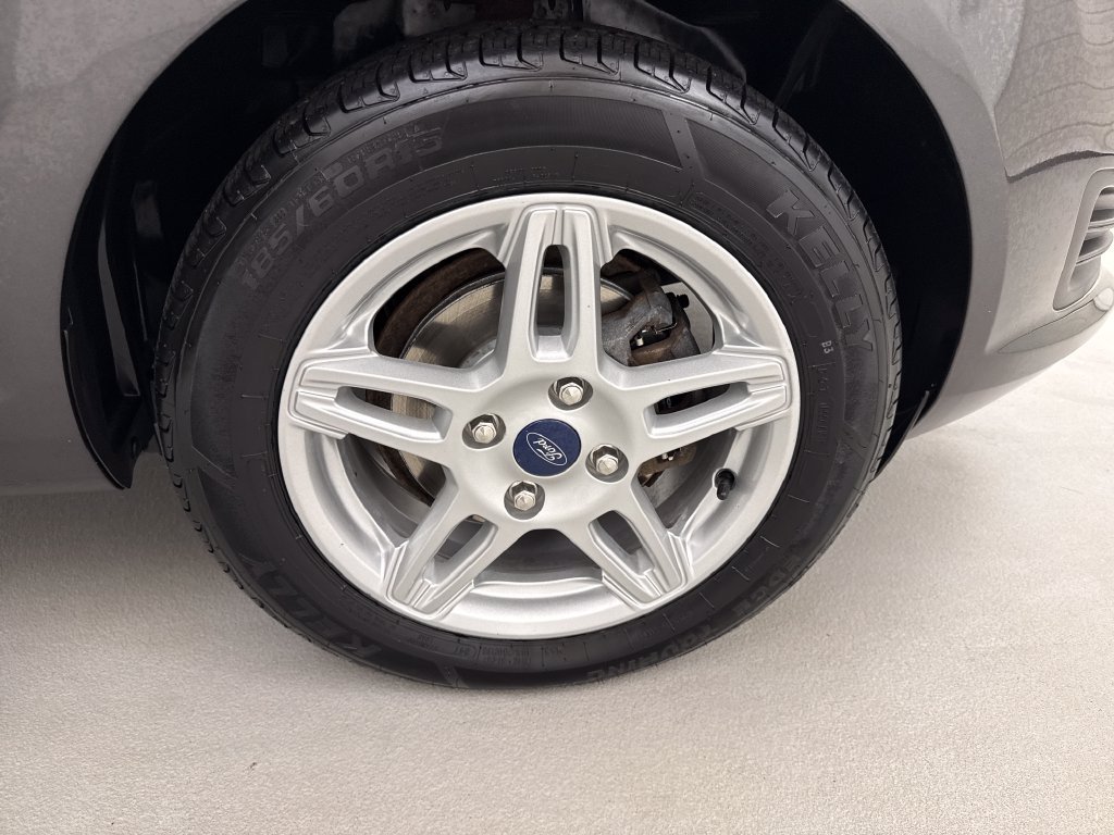 Used 2018 Ford Fiesta SE FWD image 26
