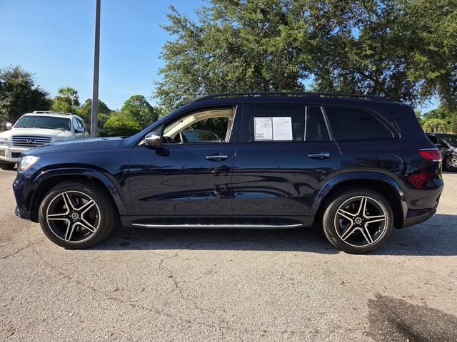 Used 2022 Mercedes-Benz GLS 450 4MATIC w/ AMG Line Exterior image 4