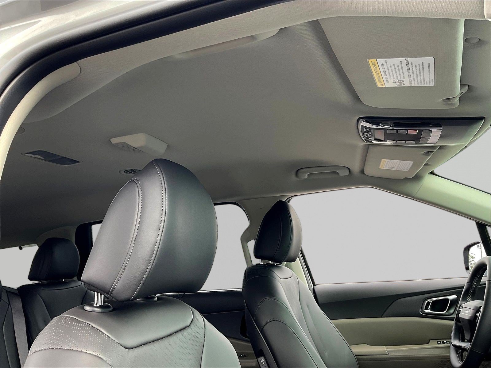 New 2027 Kia Carnival EX FWD image 13
