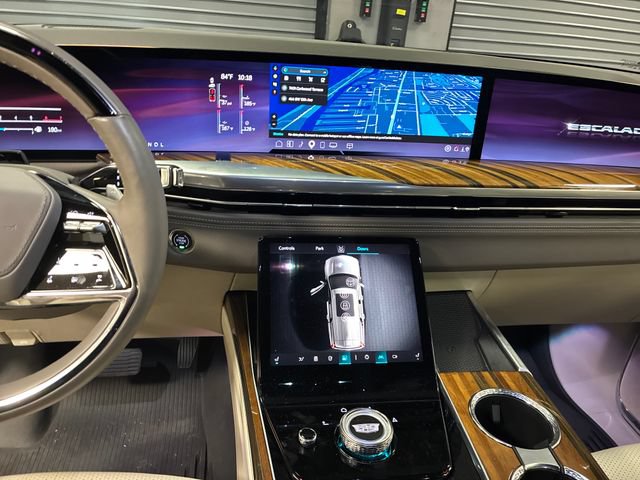 Certified 2025 Cadillac Escalade ESV Sport Platinum w/ LPO, Floor Liner Package AWD/4WD image 18