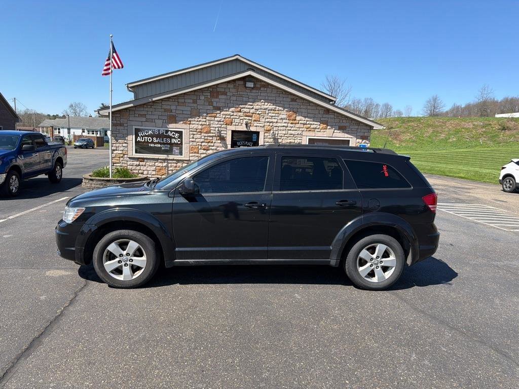 Used 2010 Dodge Journey SXT w/ Flexible Seating Group image 2